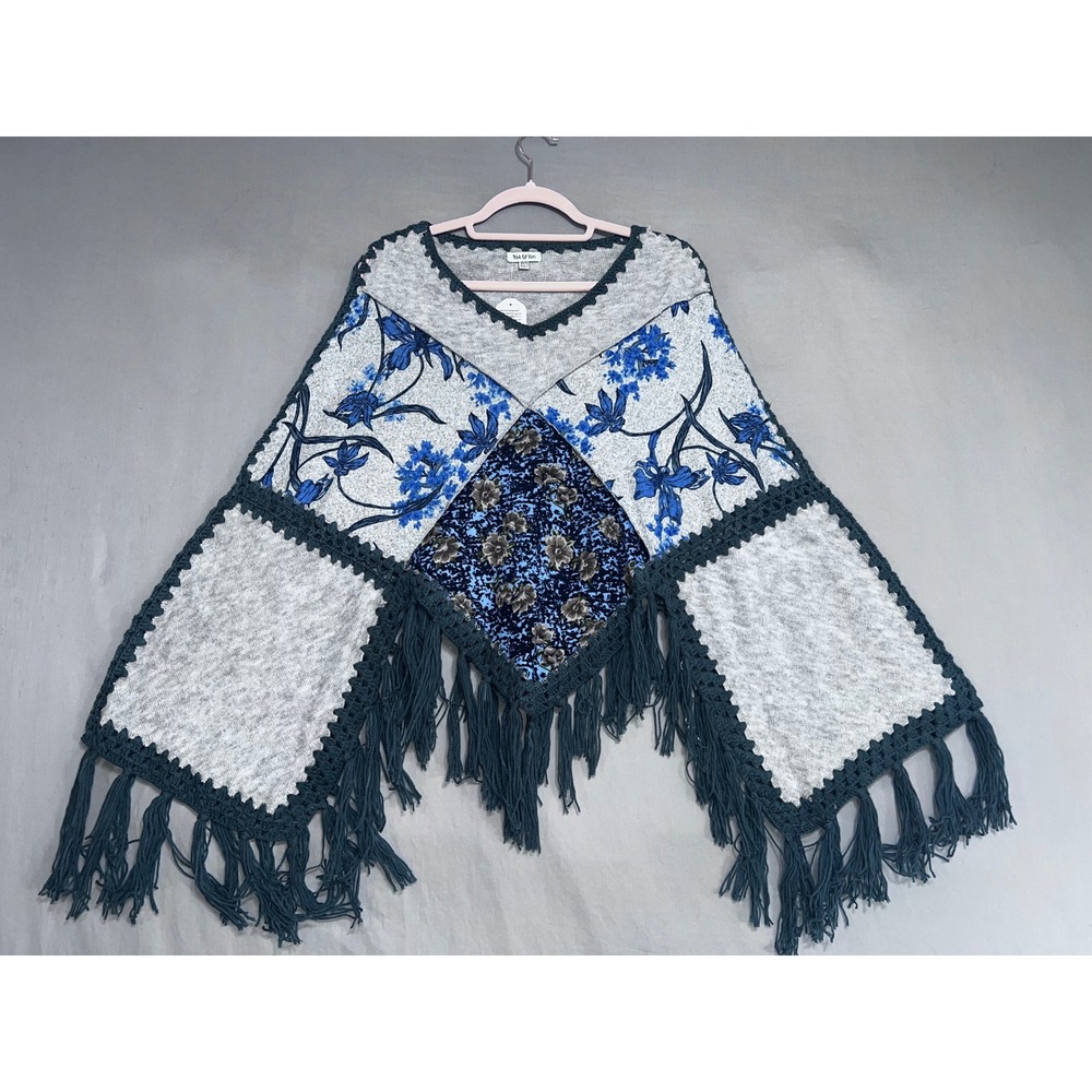 Yak & yeti Floral Patchwork Poncho Sweater Crochet Trim Fringe Grey Blue V-Neck